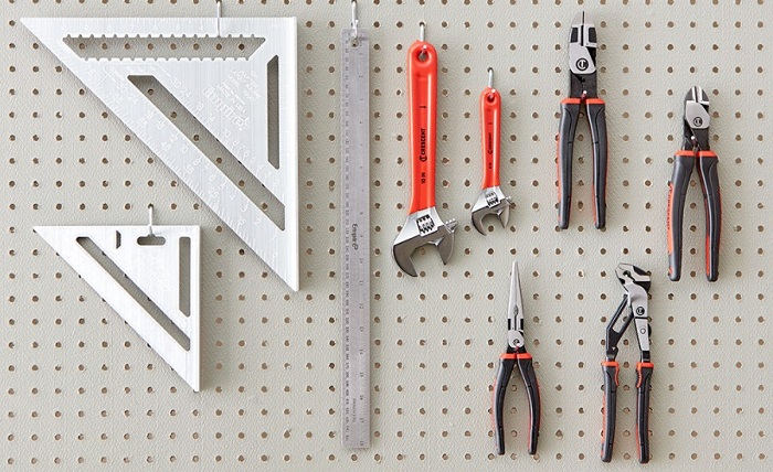 Hands-On Home Improvement: Pliers And Their Versatility In Electrical Projects
